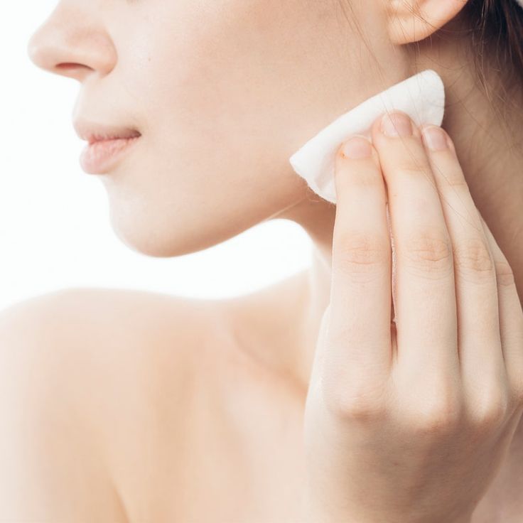 Tẩy trang - Bước đầu trong quy trình chăm sóc da tại nhà 