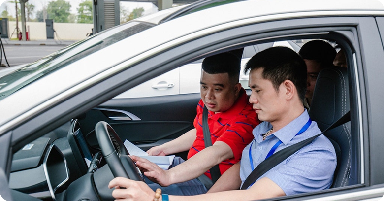 Mô hình hoạt động của xe tiện đường công nghệ